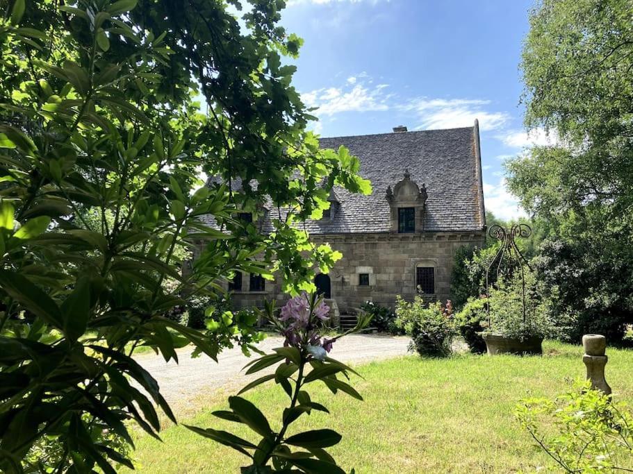 Pleugueneuc La Forge De La Coudraie Bed & Breakfast エクステリア 写真
