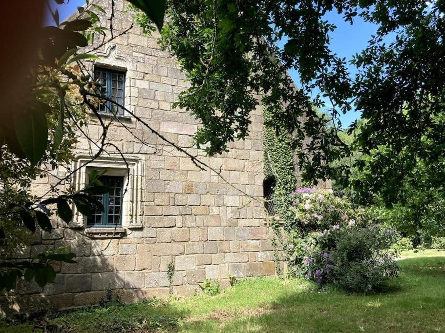 Pleugueneuc La Forge De La Coudraie Bed & Breakfast エクステリア 写真